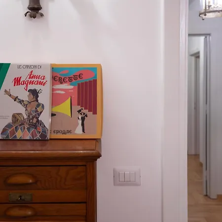 Dimore Santojanni - Il Salotto Dei Portici Nel Centro Di شقة