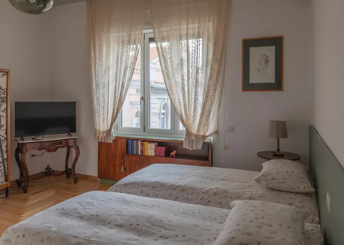 Dimore Santojanni - Il Salotto Dei Portici Nel Centro Di *