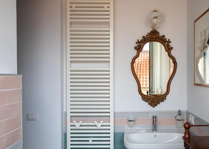 Dimore Santojanni - Il Salotto Dei Portici Nel Centro Di *